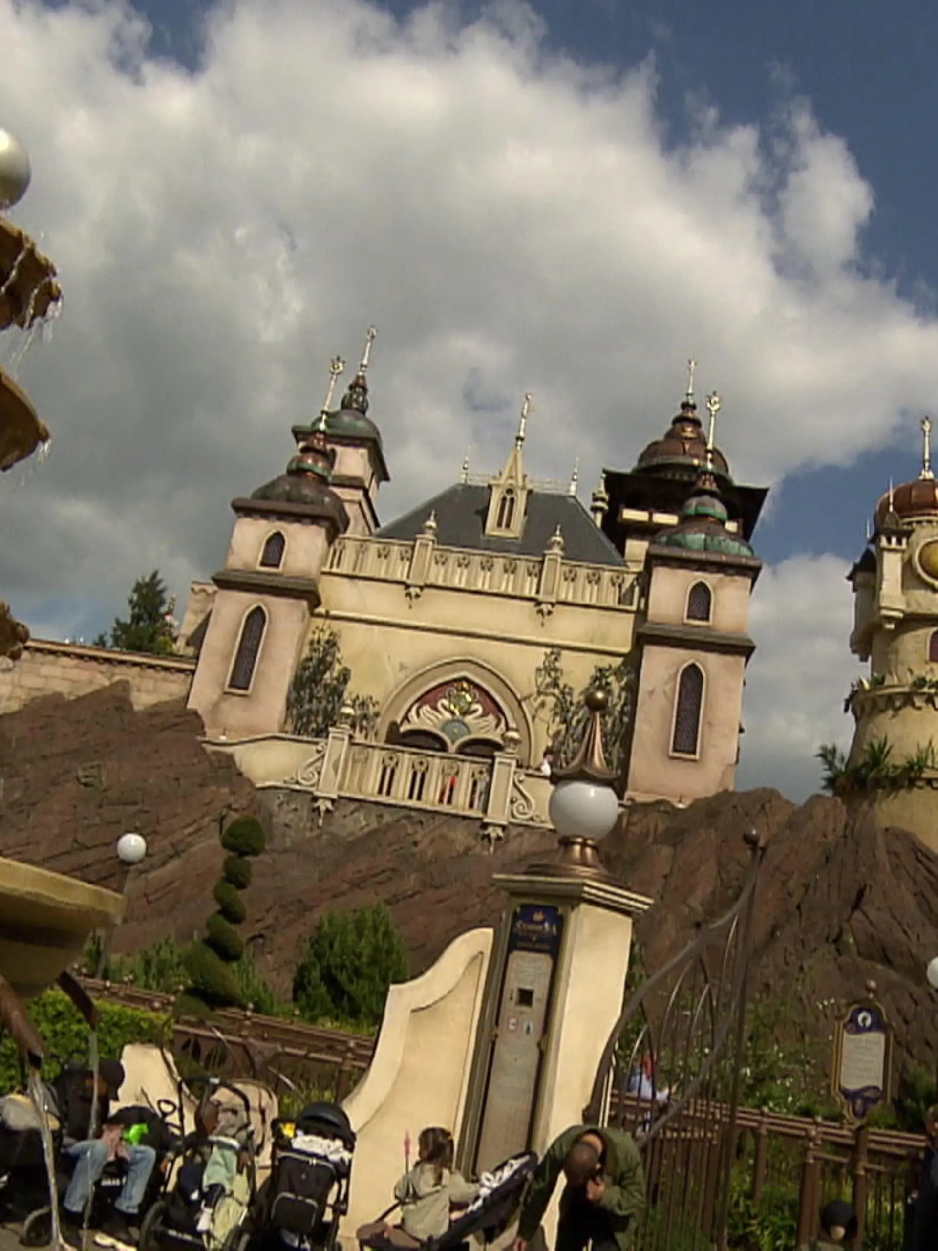 Bild zu: "Familie aus NRW erlebt Efteling mit allen Sinnen"