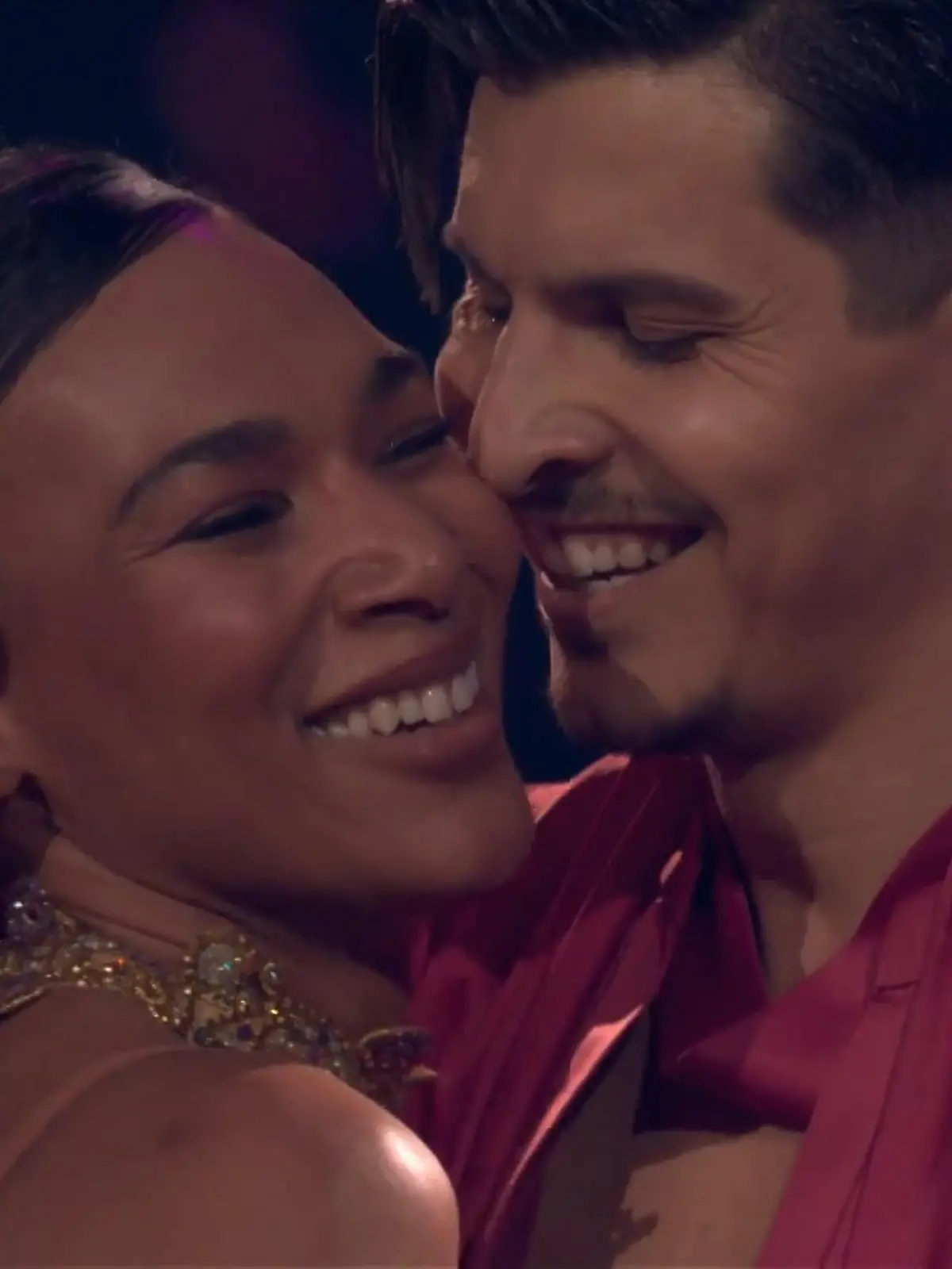 Bild zu: "Dieser "Let's Dance"-Tanz fällt Marie Mouroum schwer"
