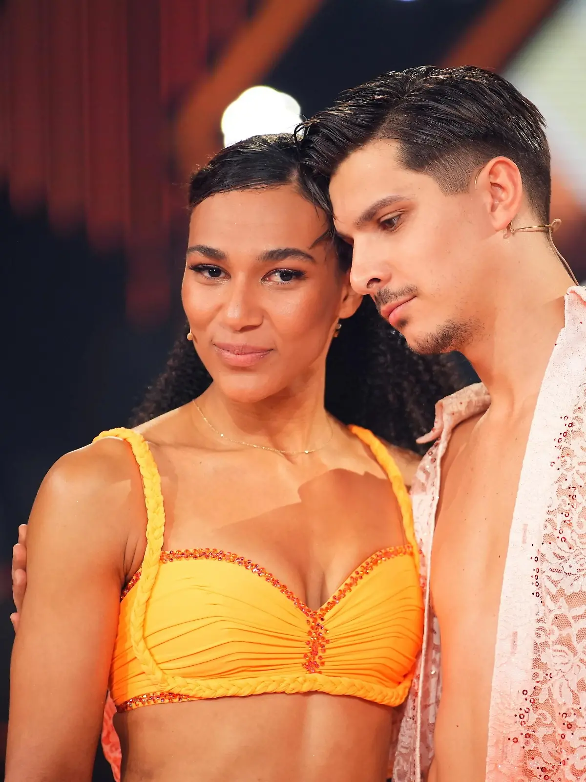 Marie Mouroum und Alexandru Ionel scheiden aus.