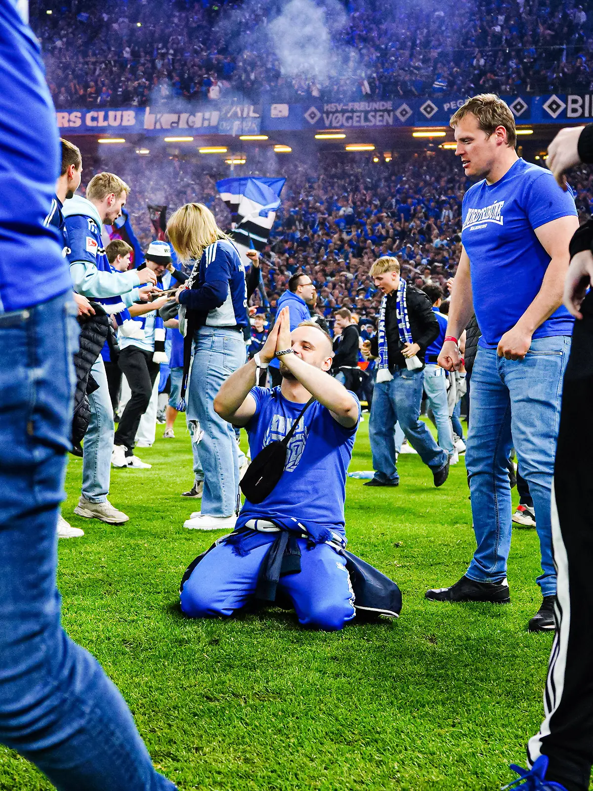 Der Hamburger SV kehrt nach sieben Jahren in die Fußball-Bundesliga zurück. 