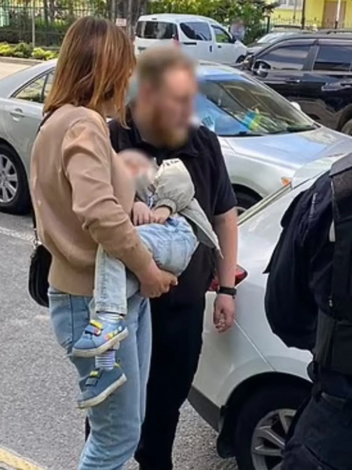 Bild zu: "Mutter verkauft Sohn (2) für 21.500 Euro"