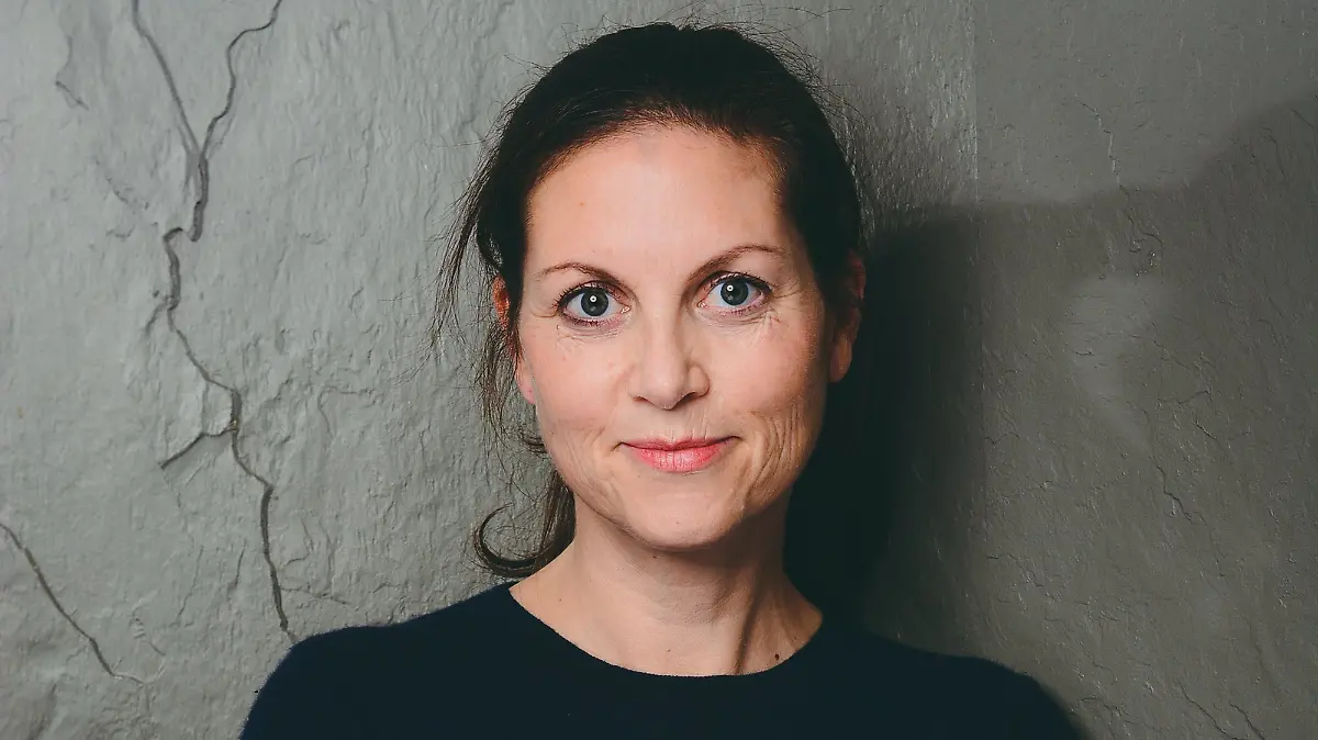 Verena Holler hat bei ihrem ältesten Sohn erfahren, wie stark der soziale Druck sein kann, seinem Kind entgegen der eigenen Überzeugung ein Smartphone zu überlassen. 