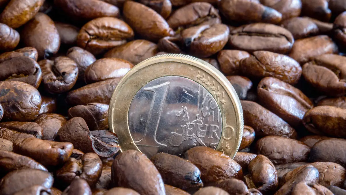Besonders den Kaffeetrinkern dürfte die Preisentwicklung aufgestoßen sein.