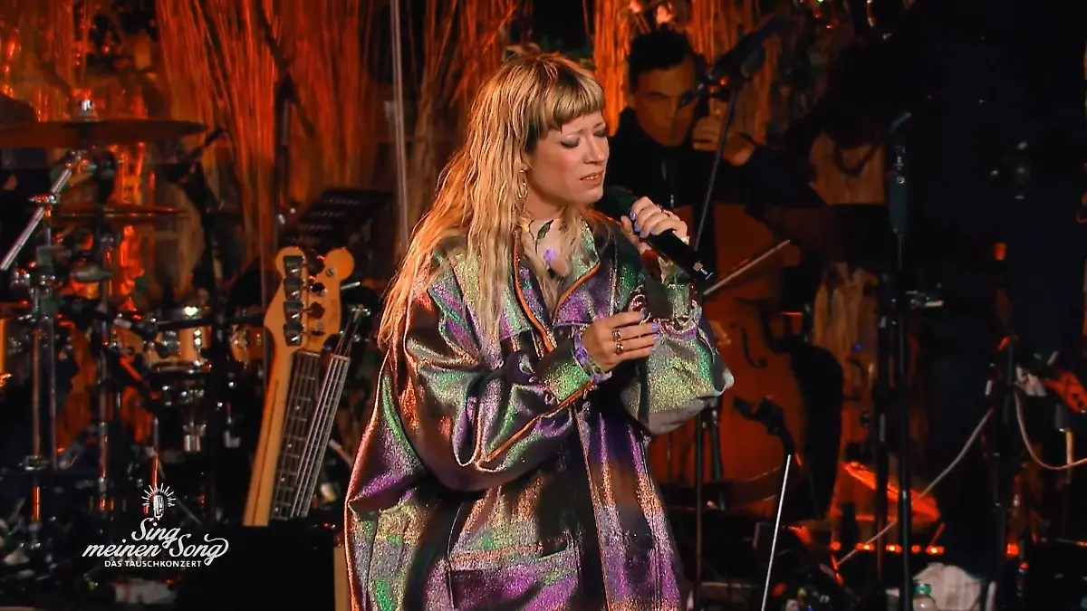„Buntes Konfetti“ bringt Chanson-Feeling nach Südafrika Mieze Katz covert sich selbst