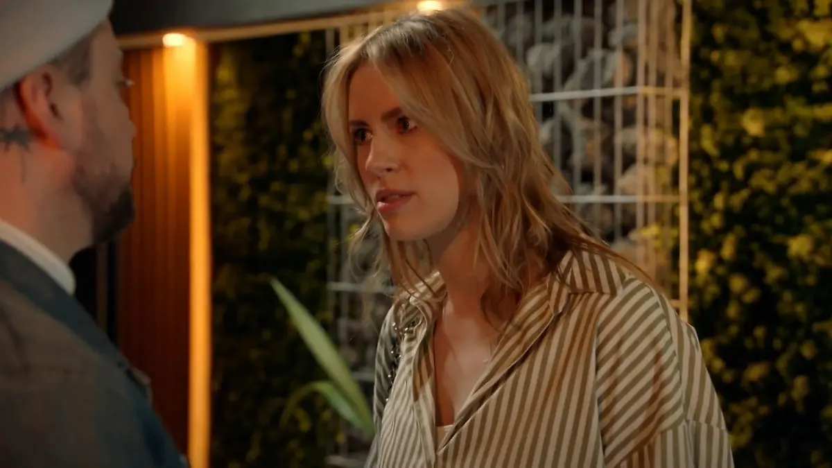 Zoe sorgt sich um das Wohlergehen ihrer Tochter GZSZ-Folge 8275 vom 20. Mai 2025 im TV