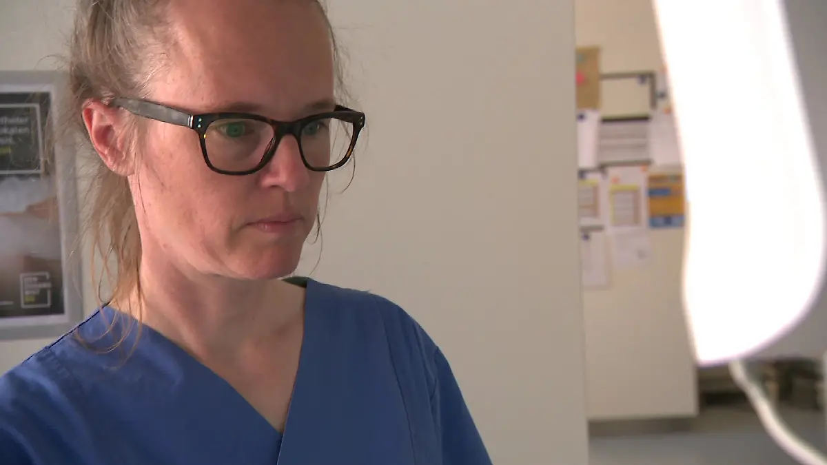Cathrin Aust ist eine von 32 Schülern, die die Pflegeausbildung in Teilzeit absolviert.