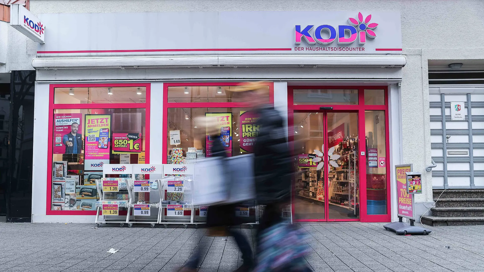 Der Einzelwarenhändler Kodi stand zum Verkauf.