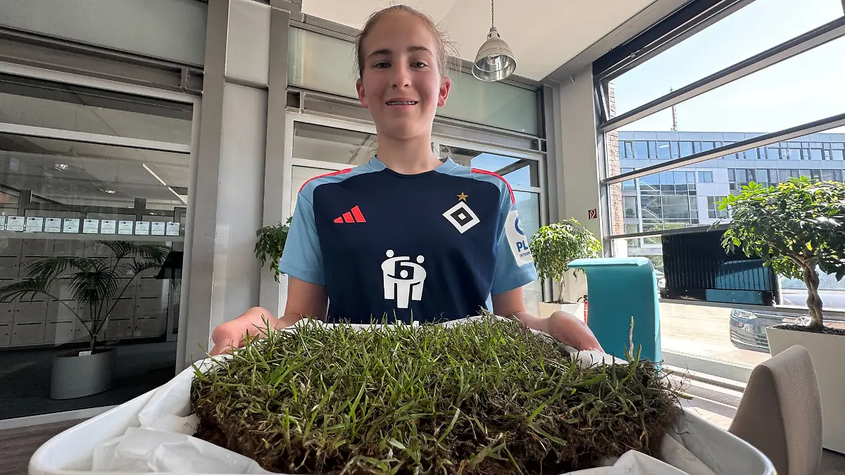 Maya aus Kappeln ist die glückliche Gewinnerin des heiligen Rasens.