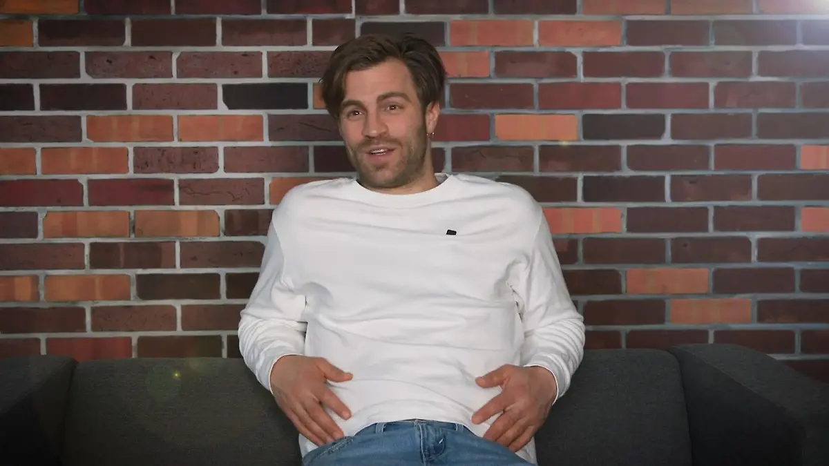 Für ihn spielt der Altersunterschied keine Rolle GZSZ-Star Onno Buß ganz offen über die Liebe