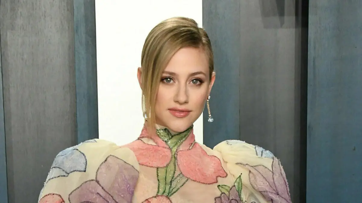 "Riverdale"-Star Lili Reinhart: "Ich bin eine stolze, bisexuelle Frau"