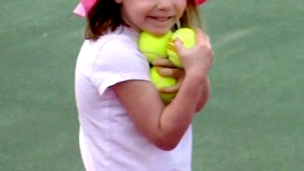 ARCHIV - Madeleine McCann(undatiertes Archivfoto). Photo: EPA/REAL MADRID TV/ HO EDITORIAL USE ONLY, NO SALES (zu dpa "Acht Jahre nach Maddies Verschwinden: Mutter gibt nicht auf" vom 01.05.2015) +++(c) dpa - Bildfunk+++