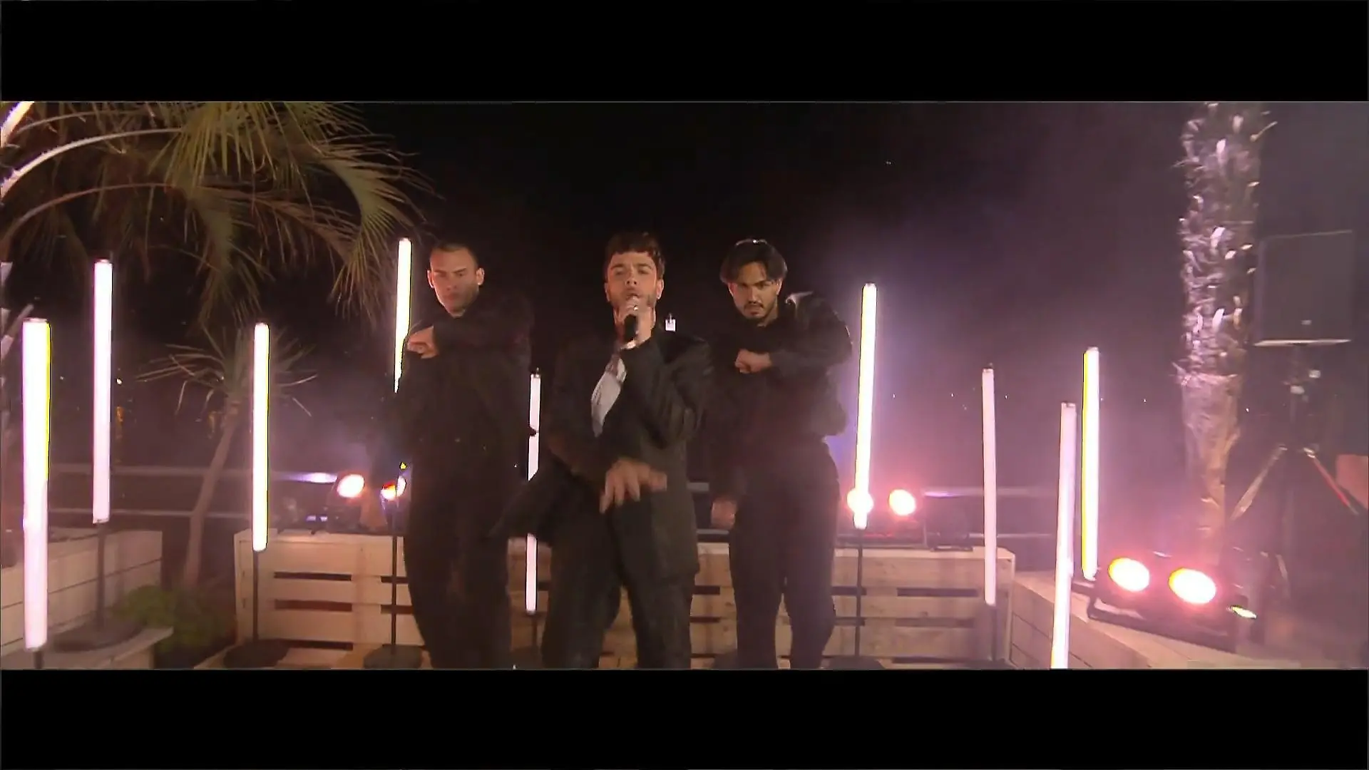Luca Hänni performt seinen neuen Song bei Stefan Raab Ex-ESC-Teilnehmer kann's noch