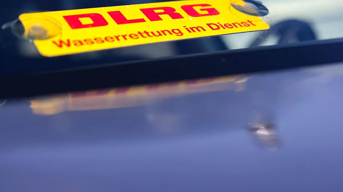 Die Rettungsschwimmer der DLRG haben für NRW und das Jahr 2024 Bilanz gezogen. (Archivbild)