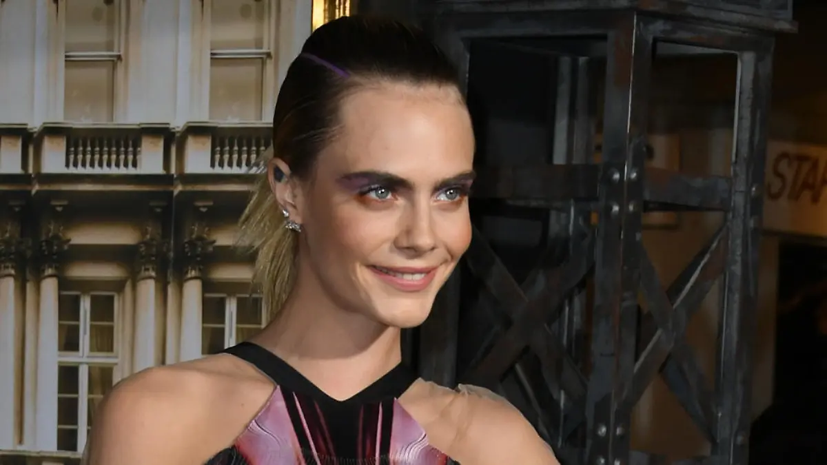 Cara Delevingne: "Ich werde immer pansexuell bleiben"