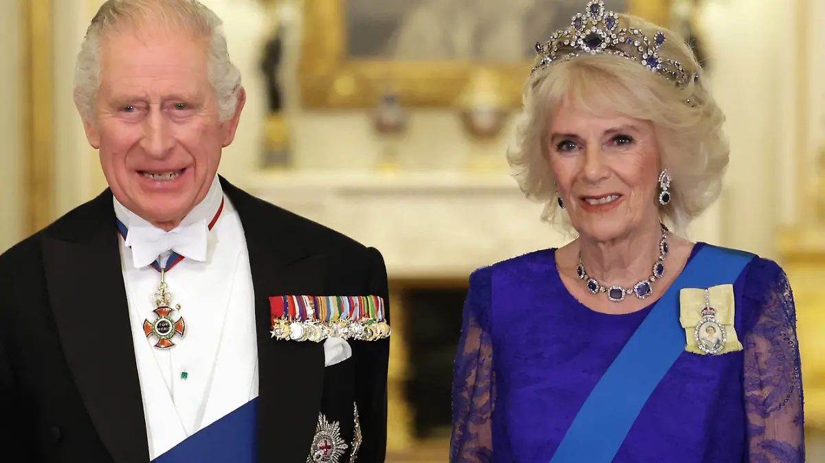 . 22/11/2022. London, United Kingdom. King Charles III and Camilla, Queen Consort , at a State Banquet for the President of South Africa during his State Visit to the UK at Buckingham Palace in London. PUBLICATIONxINxGERxSUIxAUTxHUNxONLY xPoolx/xi-Imagesx IIM-23951-0165