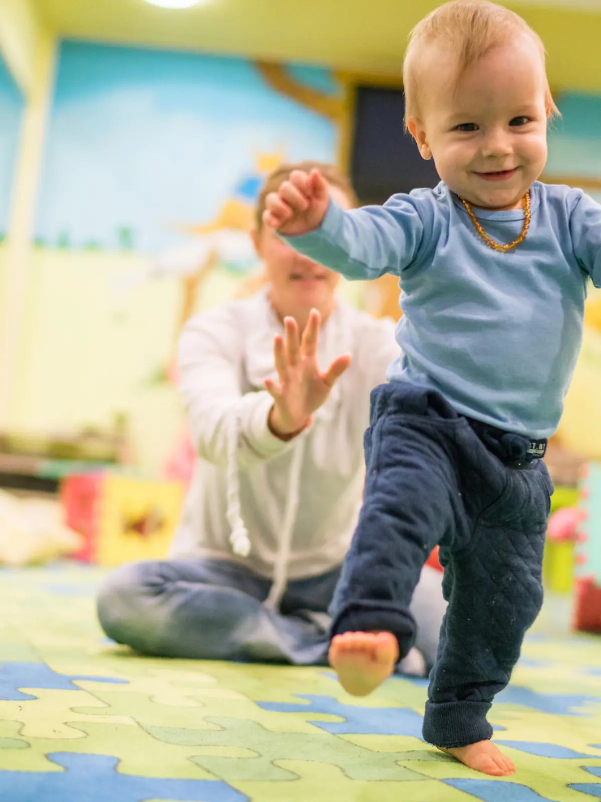 Kind beim PERKiP-Kurs