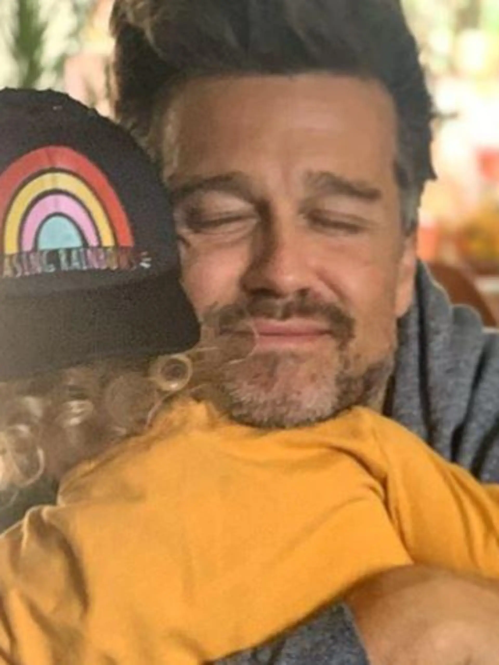 Wayne Carpendale mit seinem Sohn Mads, der die Herzen im Sturm erobert
