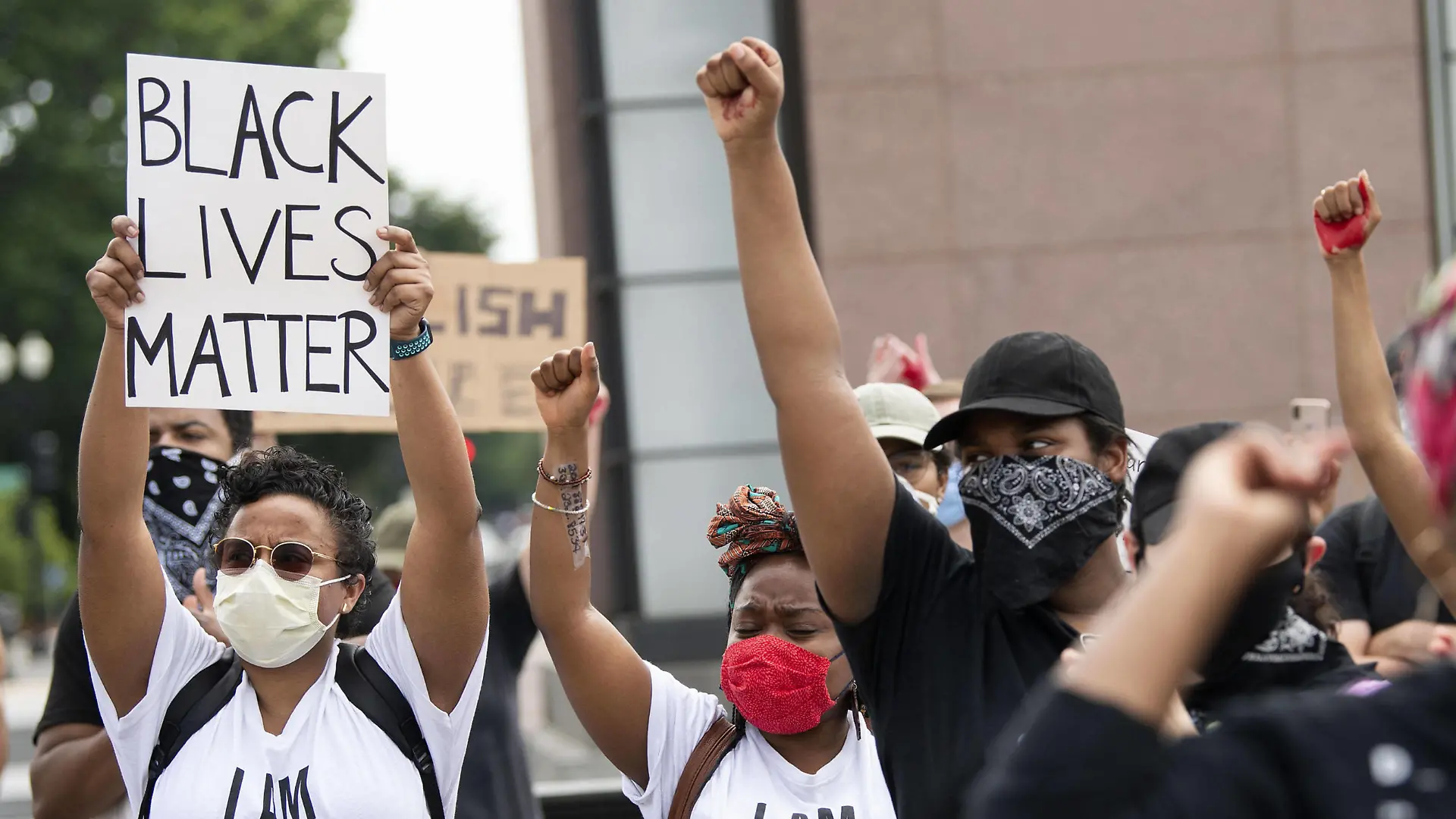 Protesters rally at the US Capitol against police brutality and the death of George Floyd on Wednesday, June 3, 2020 in Washington, DC. Demonstrations continue around the country over the death of George Floyd who was killed in police custody in Minneapolis on May 25. PUBLICATIONxINxGERxSUIxAUTxHUNxONLY WAP20200603316 KEVINxDIETSCH