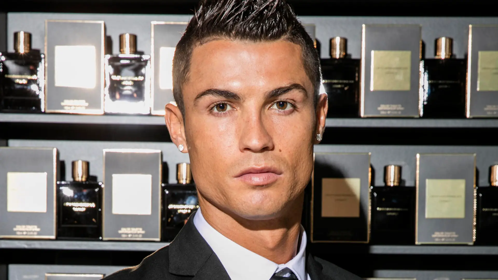 Cristiano Ronaldo launches his debut fragrance, Cristiano Ronaldo Legacy surrounded by beautiful women.
The football / soccer ace hosted a party in Madrid, Spain to promote the new scent.
"Creating my own fragrance is something that I have always dreamed of doing. Fragrance is a real passion of mine - I believe you can really tell a lot about a person from the scent they wear - so having the chance to create my own was an amazing opportunity. I believe everyone should have a signature scent and I wanted to create something that's timeless and can be worn every day," the Real Madrid and Portugal star said.
He added: "For me it's important to smell great every day, not just on special occasions. I feel like I'm never fully dressed without my fragrance. It makes me feel good so I wear it no matter what I'm doing." The fragrance is available at cristianoronaldofragrances.com
*Mandatory credit Splash/Cristiano Ronaldo Legacy*
<P>
Pictured: Cristiano Ronaldo launches new scent
<B>Ref: SPL1119403 100915 </B><BR/>
Picture by: Splash/Cristiano Ronaldo Legacy<BR/>
</P><P>
<B>Splash News and Pictures</B><BR/>
Los Angeles: 310-821-2666<BR/>
New York: 212-619-2666<BR/>
London: 870-934-2666<BR/>
photodesk@splashnews.com<BR/>
</P>