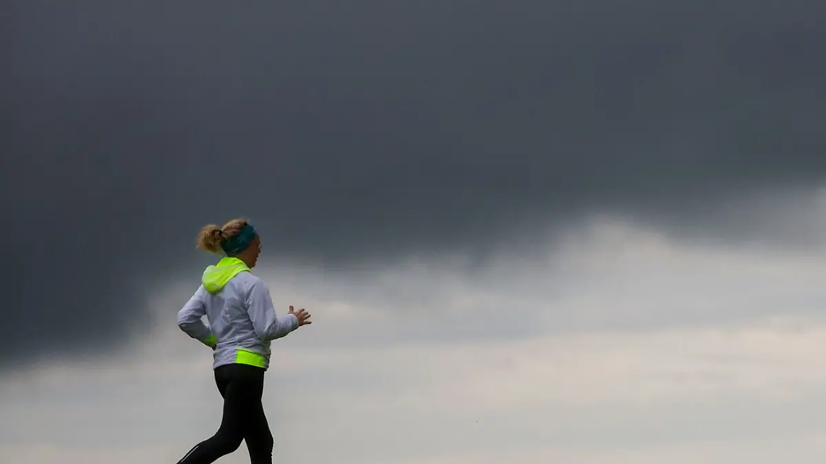 Wetterfeste Klamotten sollten bei Ausflügen ins Freie dabei sein.