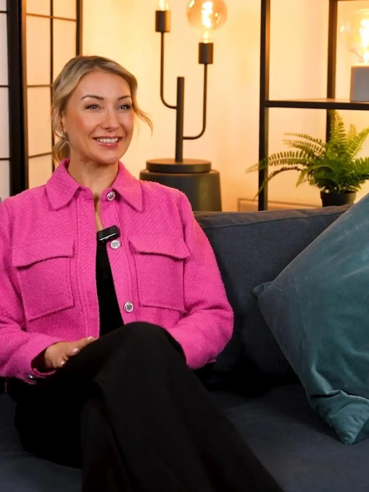 Bild zu: "Anna-Carina Woitschack kann sich an Schauspielerei gewöhnen"