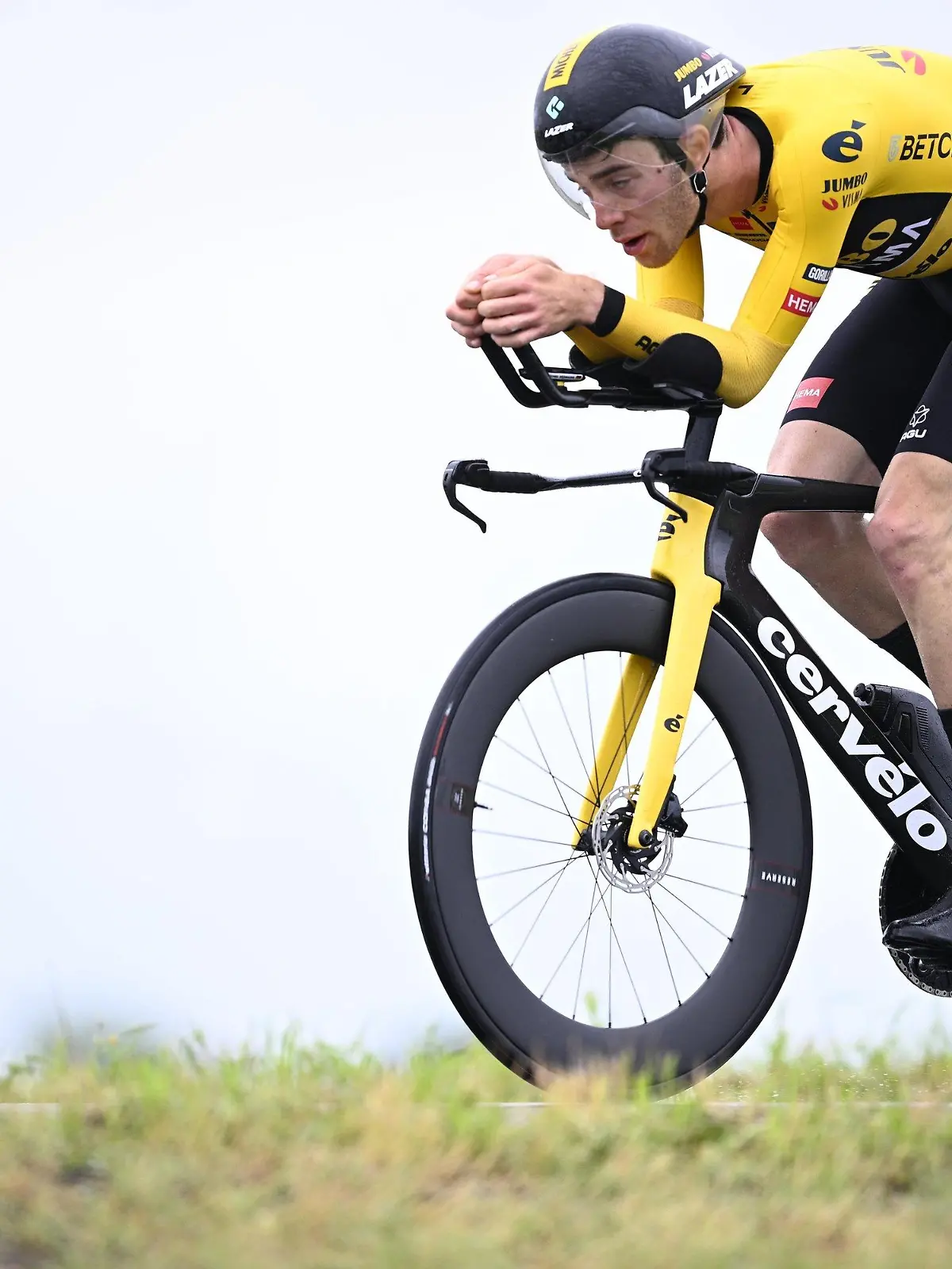 ARCHIV - 14.05.2023, Italien, Cesena: Radsport: UCI WorldTour - Giro d·Italia, Savignano sul Rubicone - Cesena (35,00 km), 9. Etappe (Einzelzeitfahren): Michel Heßmann aus Deutschland von Jumbo-Visma in Aktion. Der 22-Jährige ist wegen einer positiven Dopingprobe suspendiert. (zu dpa: «Deutscher Radprofi Heßmann nach positiver Dopingprobe suspendiert») Foto: Jasper Jacobs/Belga/dpa +++ dpa-Bildfunk +++