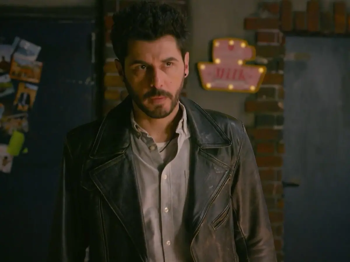 AWZ-Folge vom 30.05.25 auf RTL+: Matteo muss Valea eine traurige Nachricht überbringen