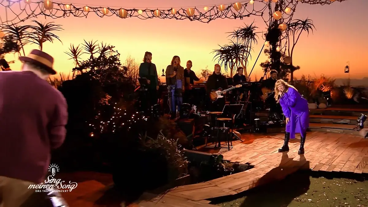 Mieze von MiA sing "Wendekind" von FiNCH Südafrika meets Osten