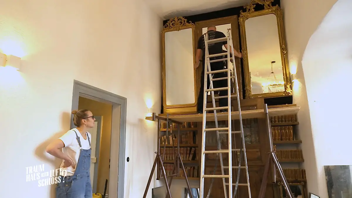 Aber wenigstens keine "Klospiegel"! Nicole ist skeptisch