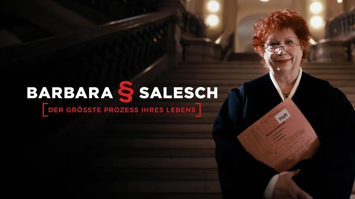 Richterin Barbara Salesch in ihrer Robe.  
