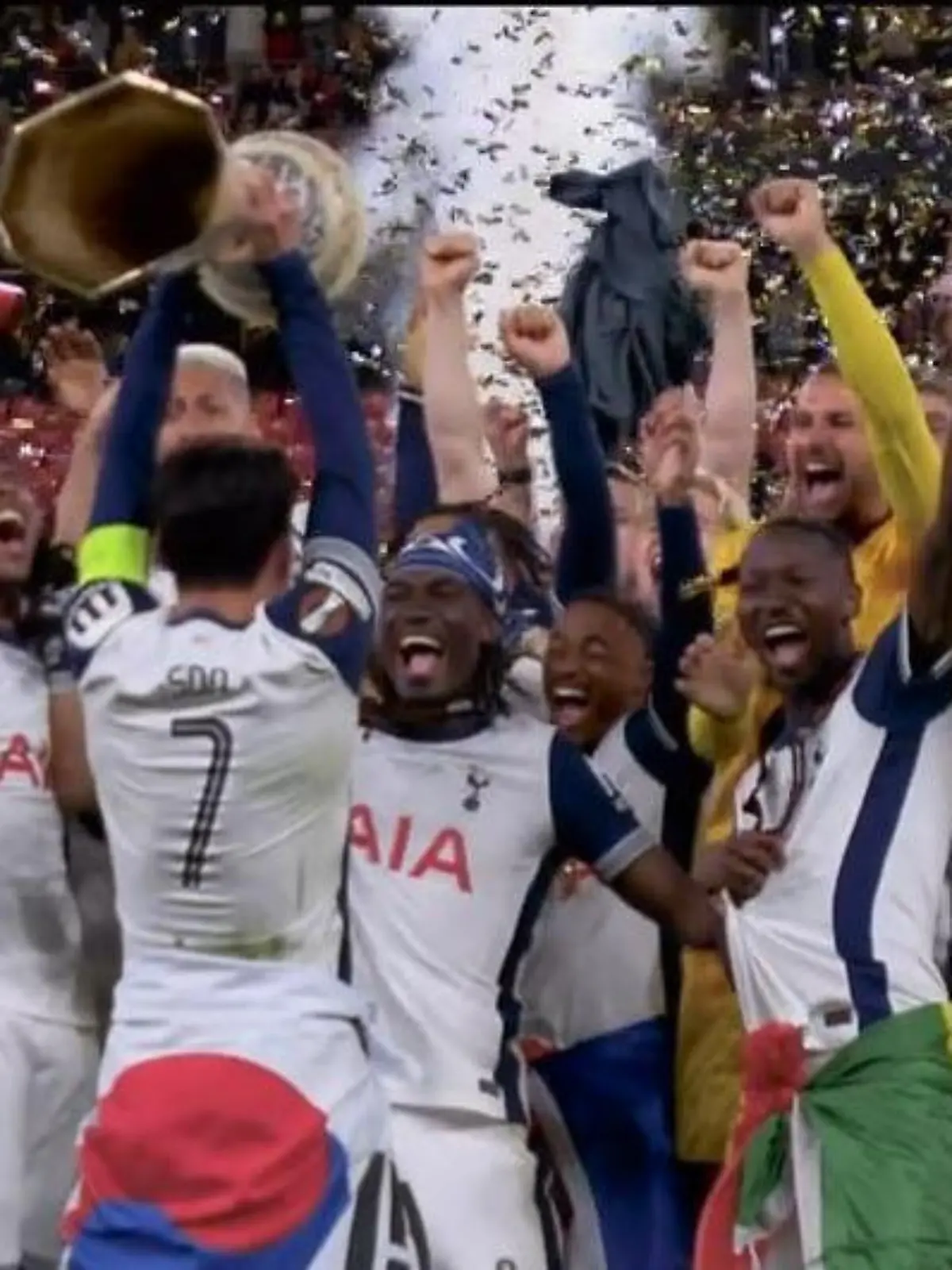 Bild zu: "Glückstor reicht: Spurs ringen ManUnited nieder"