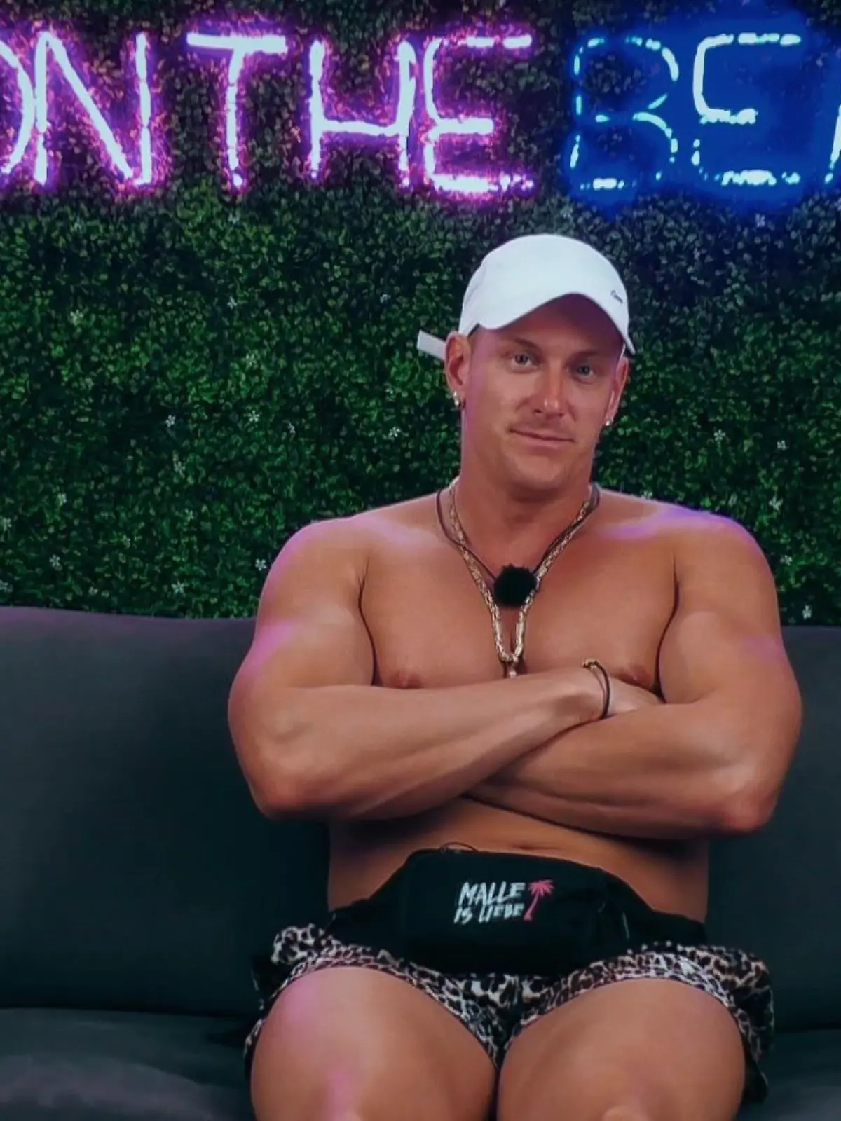 Bild zu: "Calvin Kleinen gibt Beziehungstipps bei „Ex on the Beach“"