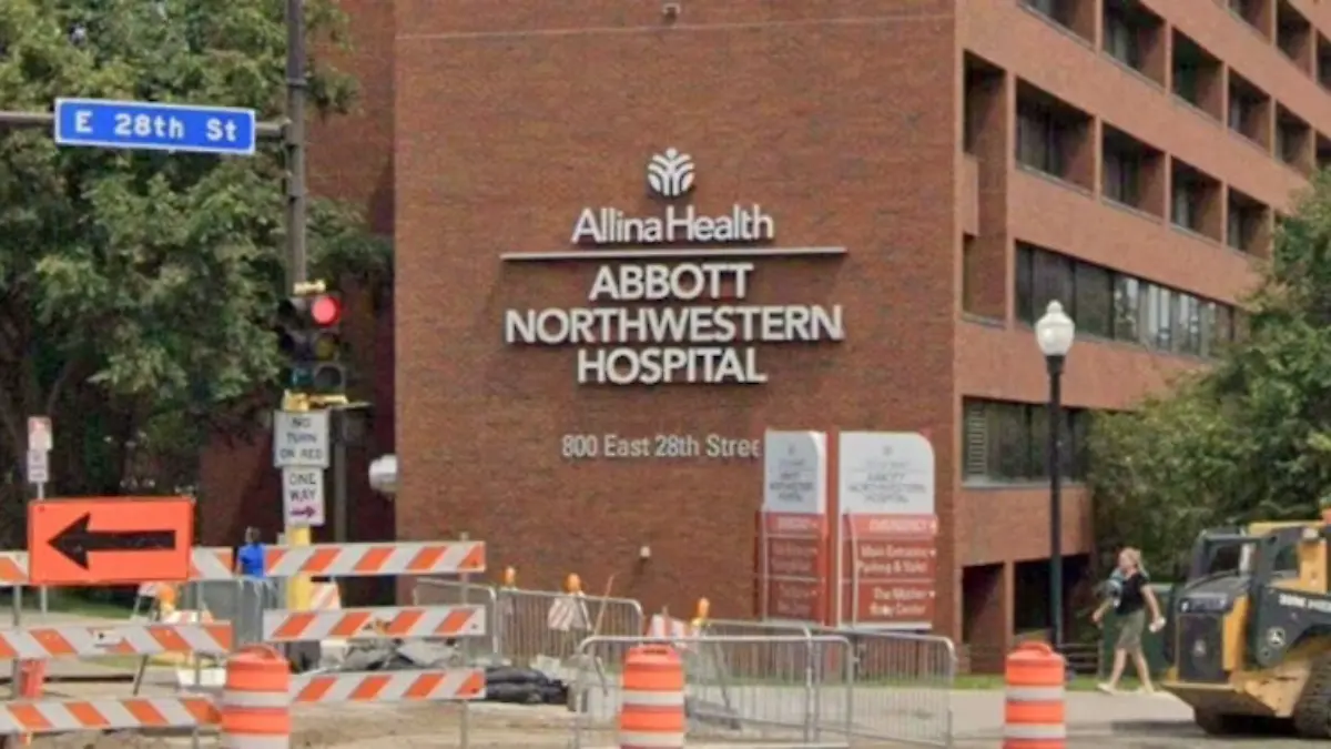 Abbott Northwestern Hospital in Minneapolis. Hier entfernte der Chirurg das falsche Organ.
