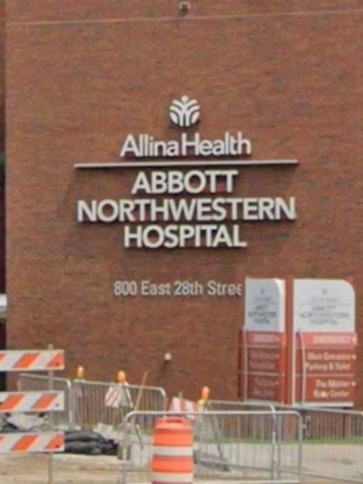 Abbott Northwestern Hospital in Minneapolis. Hier entfernte der Chirurg das falsche Organ.