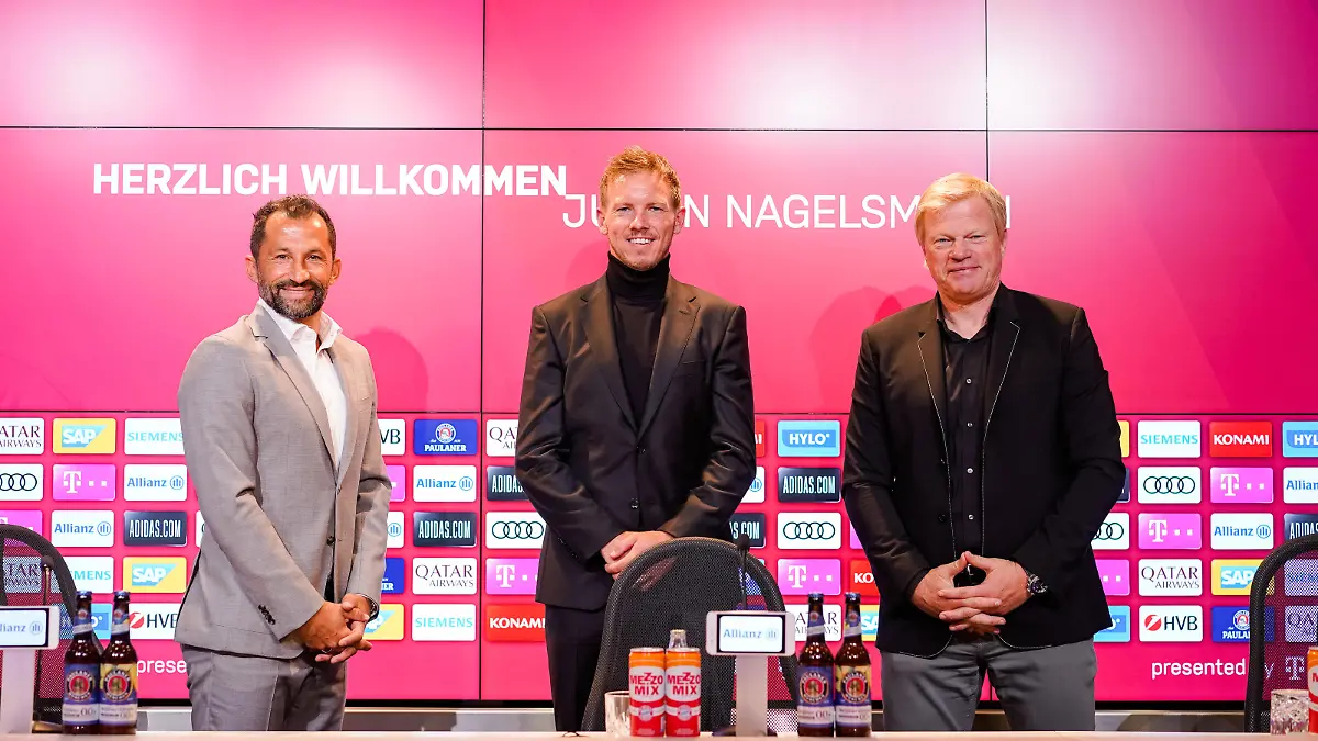 Julian Nagelsmann mit Sportvorstand Hasan Salihamidzic und Vorstandsvorsitzender Oliver Kahn bei seiner Vorstellung als Trainer bei Bayern München in München ***Official presenation of new coach Florian Nagelsmann in Munich, Germany - July 7, 2021.***