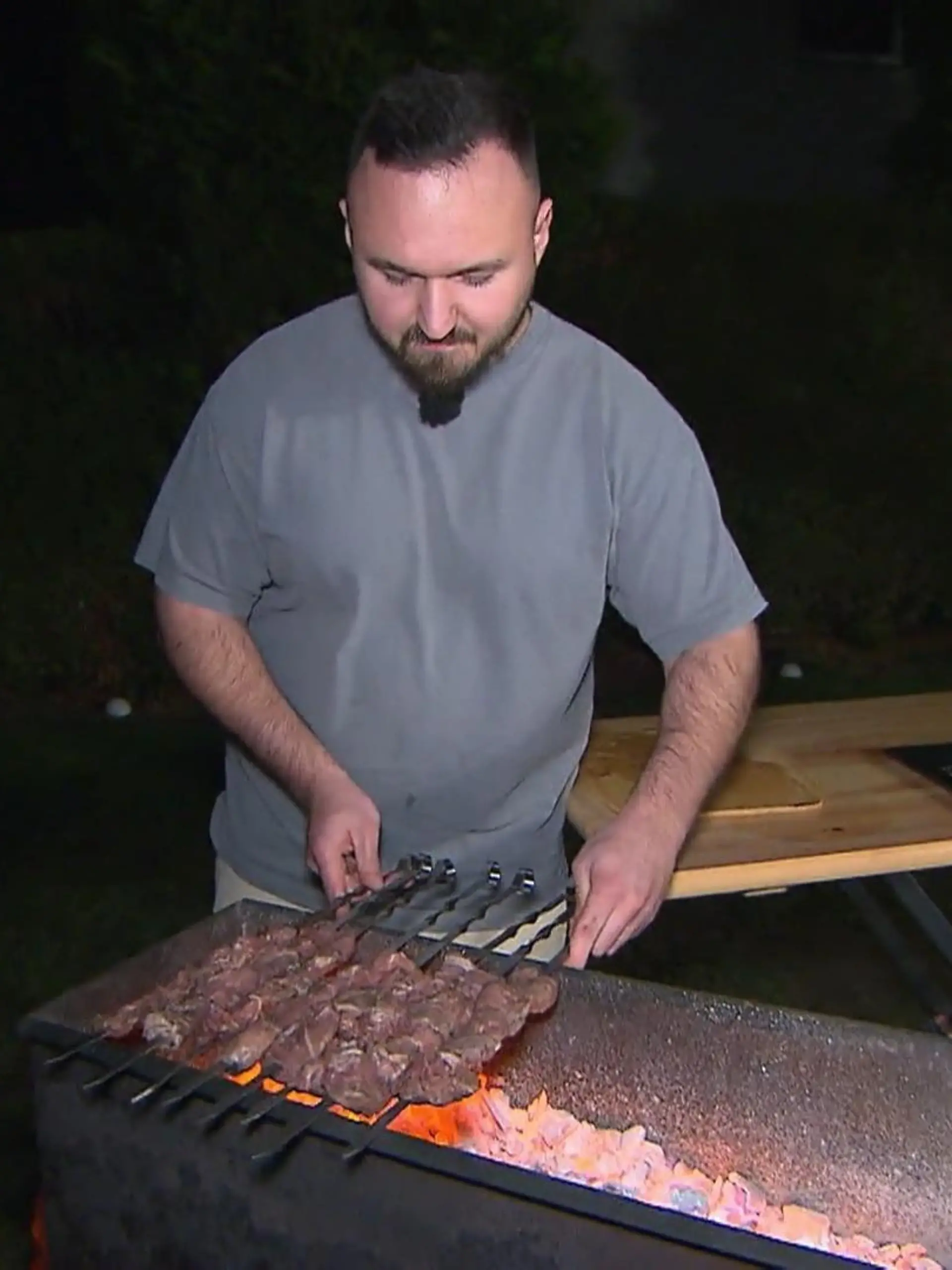 Bild zu: "Der zweite Tag bei „Das perfekte Dinner“ bei Paul wird mächtig heiß."