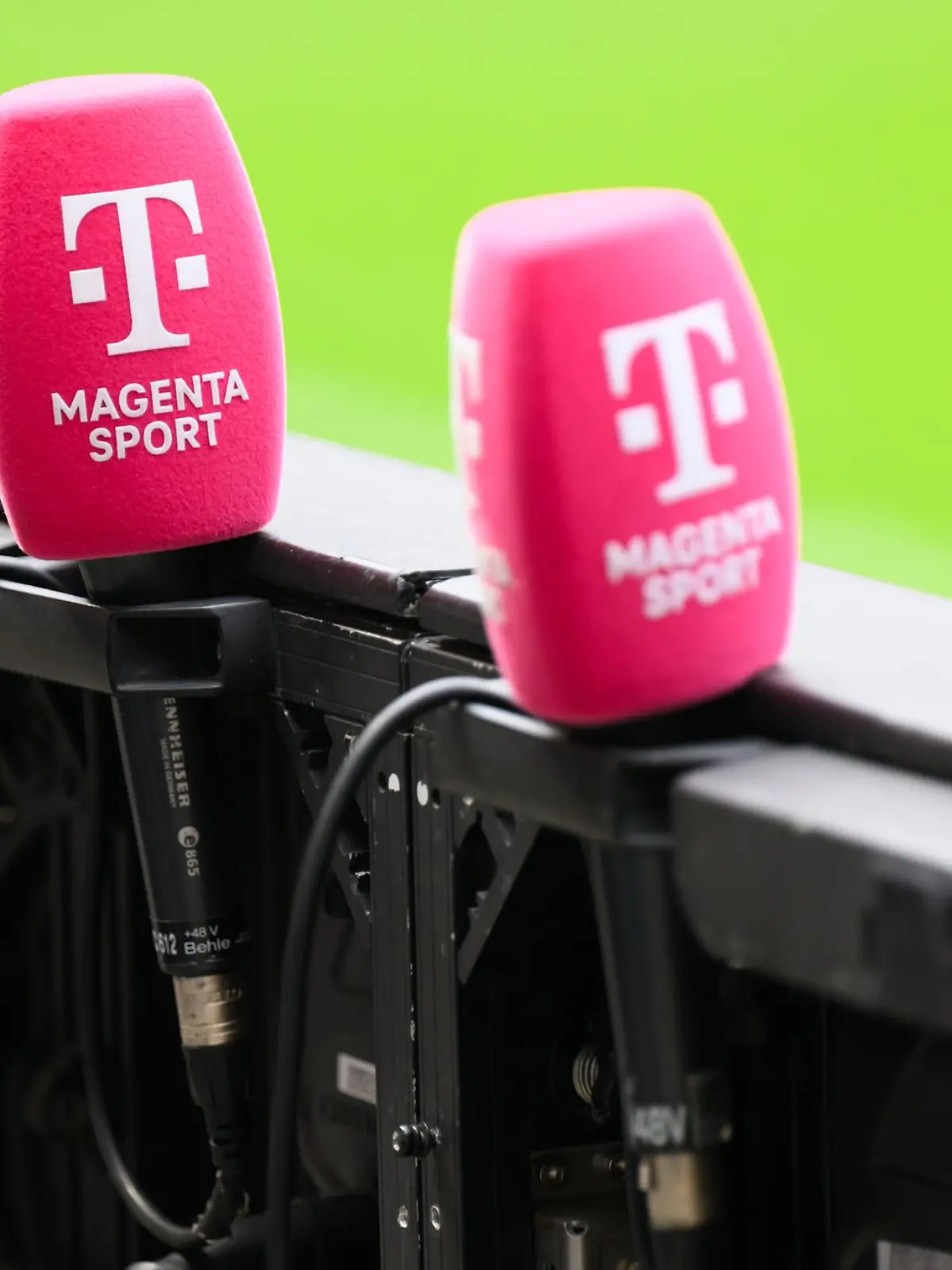 Bild zu: "Telekom schnappt sich die Übertragungsrechte für WM 2026"