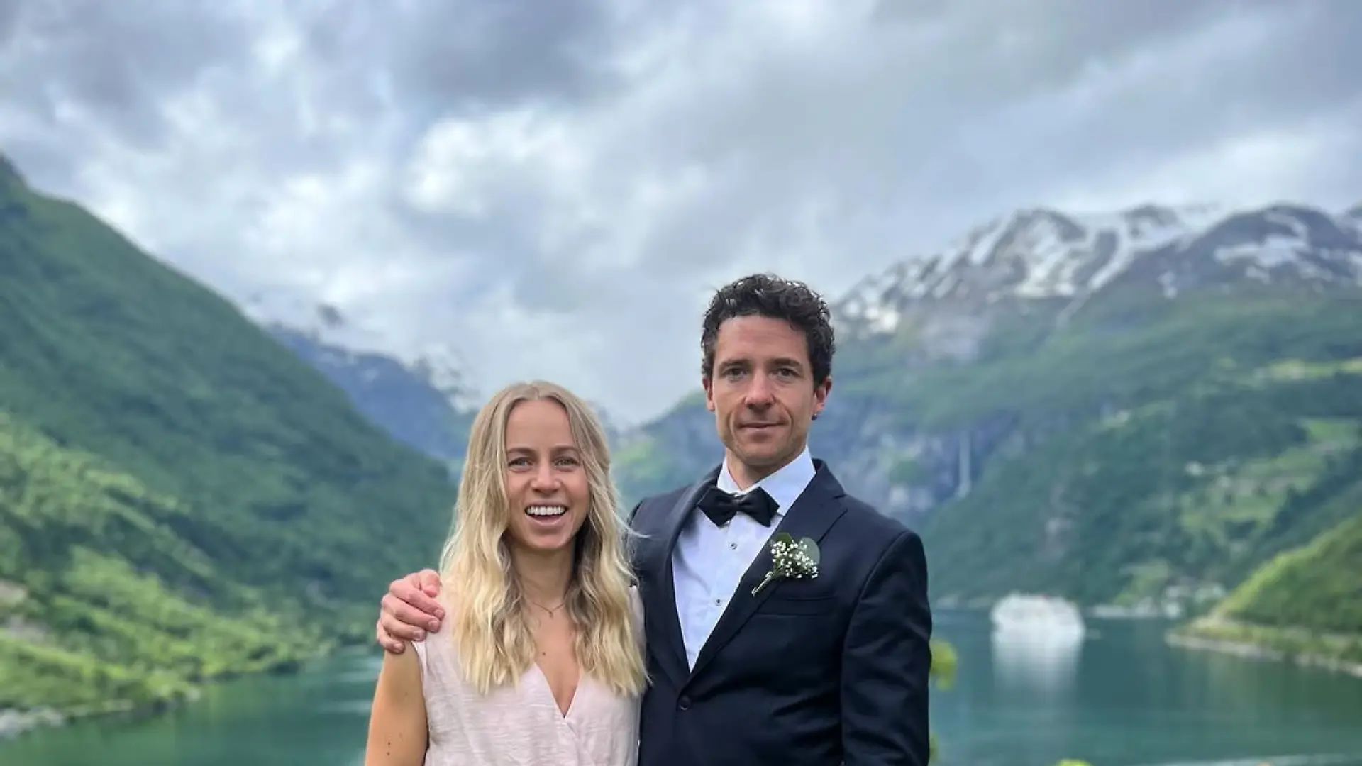 Ex-Biathletin Tiril Eckhoff (35) und Anund Lid Byggland (34) haben sich getrennt.