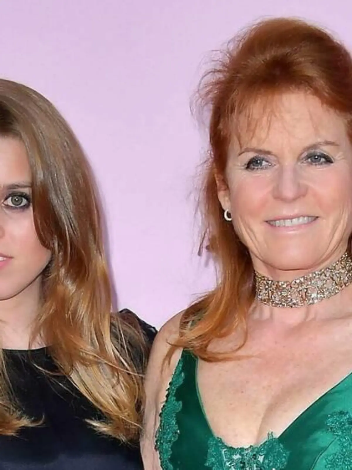 Prinzessin Beatrice: Mutter Fergie tröstet am geplatzten Hochzeitstag