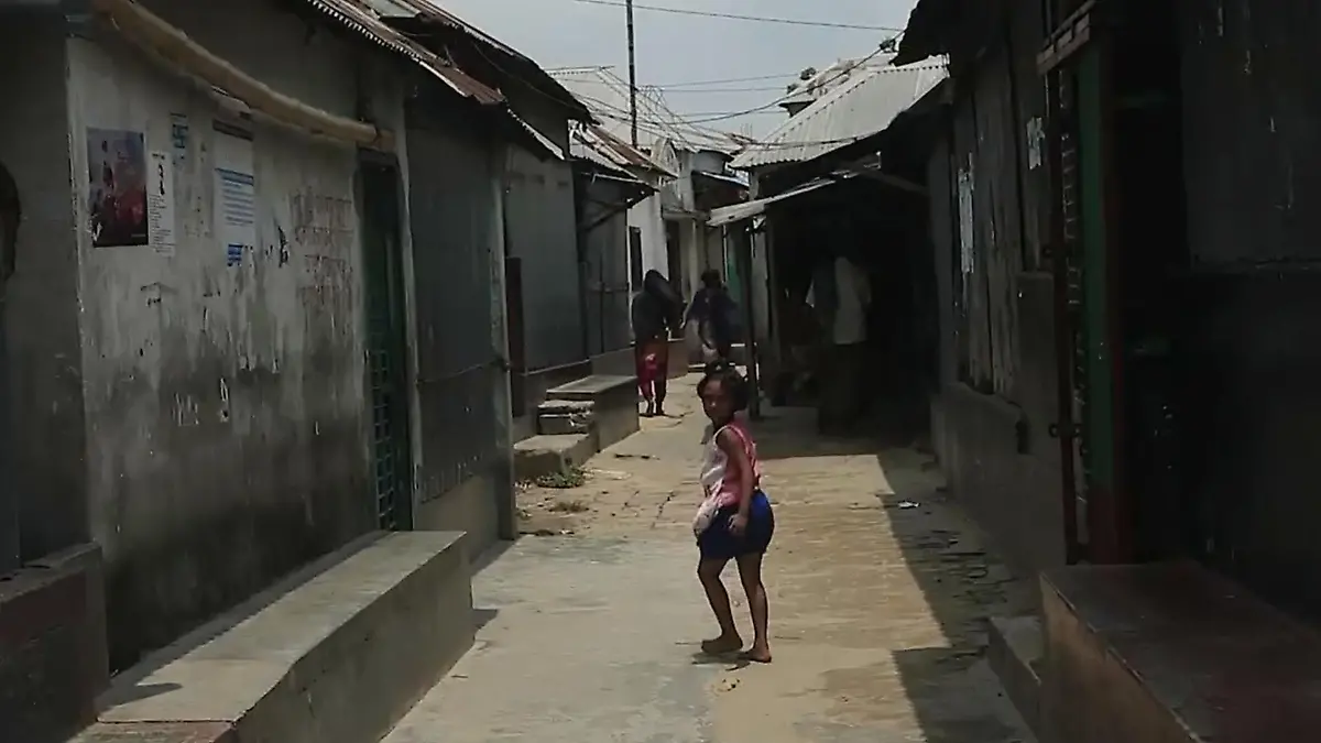 Women living in one of the world’s biggest brothels are facing a new crisis in the face of Covid-19: Hunger.