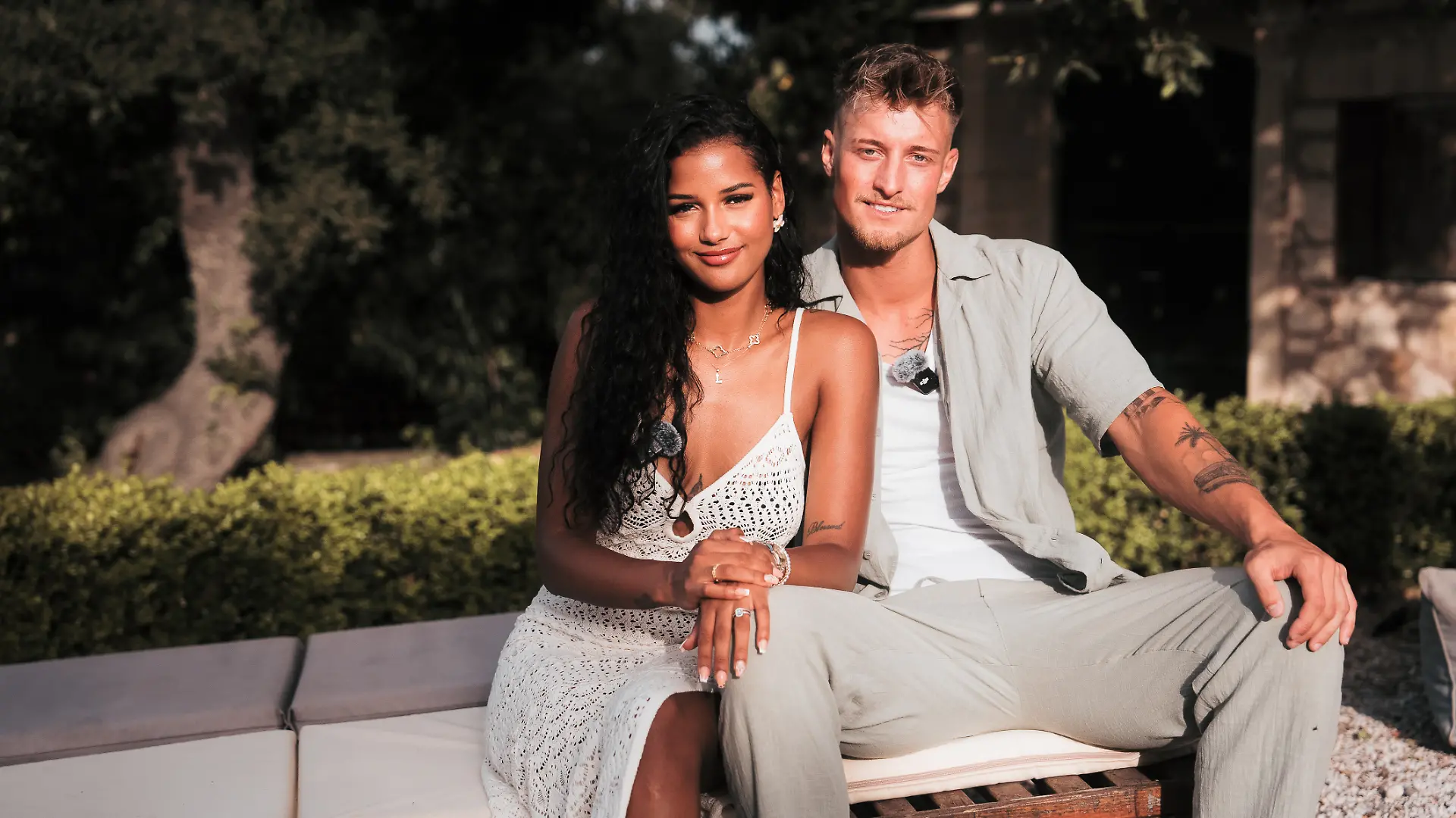 Brenda und Laurenz sind gespannt, wie sie das Beziehungsexperiment meistern werden. 
