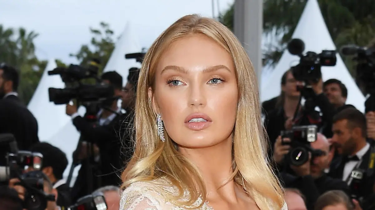CANNES, FRANCE - MAY 14: Romee Strijd attends the opening ceremony and screening of "The Dead Don't Die" during the 72nd annual Cannes Film Festival on May 14, 2019 in Cannes, France. (Photo by Pascal Le Segretain/Getty Images)
