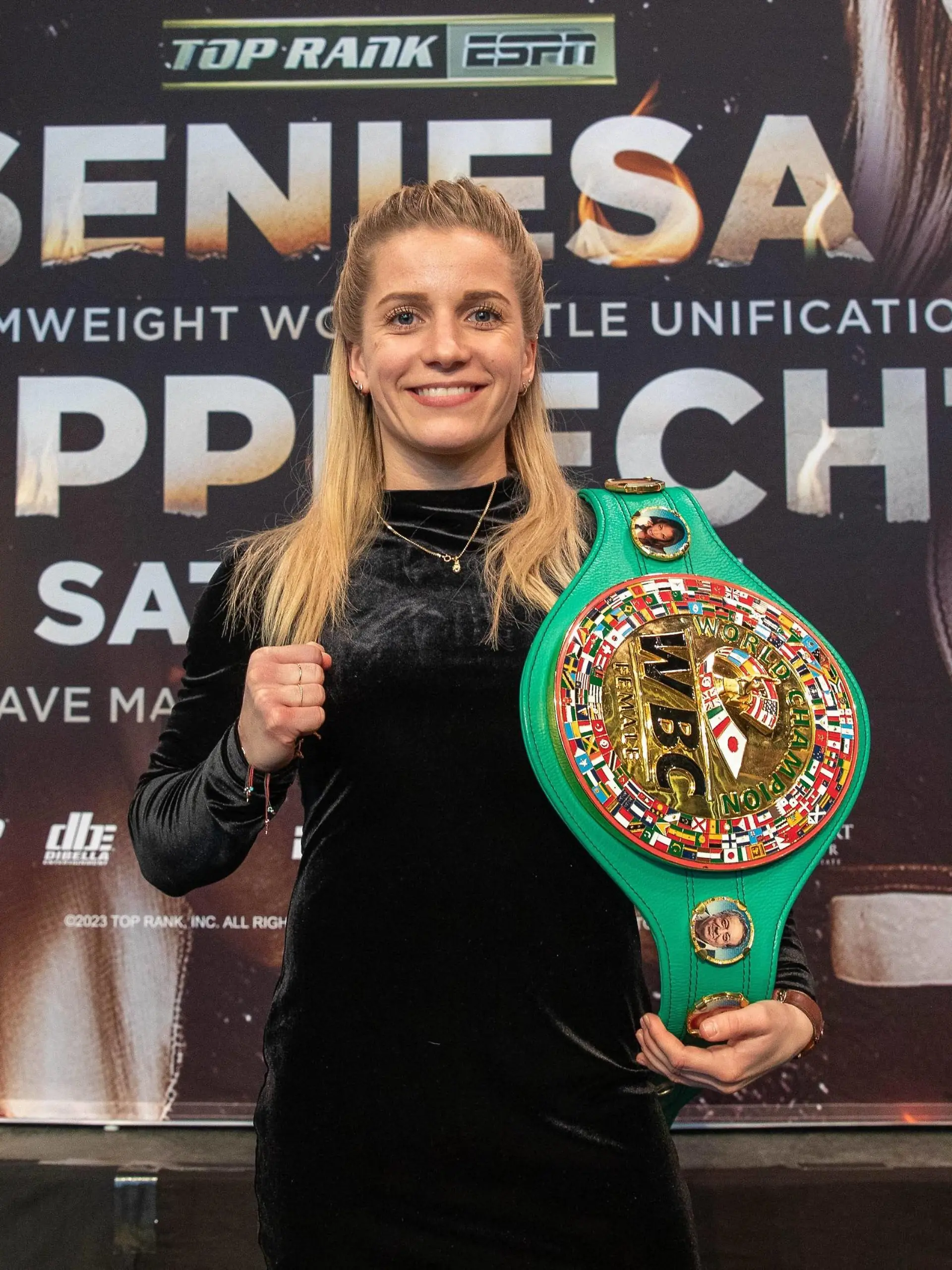 Tina Rupprecht Deutschland, Pressekonferenz Tina Rupprecht, Boxen, WM-Titel-Vereinigungskampf, Seniesa Estrada, WBC, WBA, Ring Magazine, 07.03.2023 Augsburg Bayern Deutschland *** Tina Rupprecht Germany , press conference Tina Rupprecht, boxing, world title unification fight, Seniesa Estrada, WBC, WBA, Ring Magazine, 07 03 2023 Augsburg Bayern Germany Copyright: xkolbert-press/ChristianxKolbertx