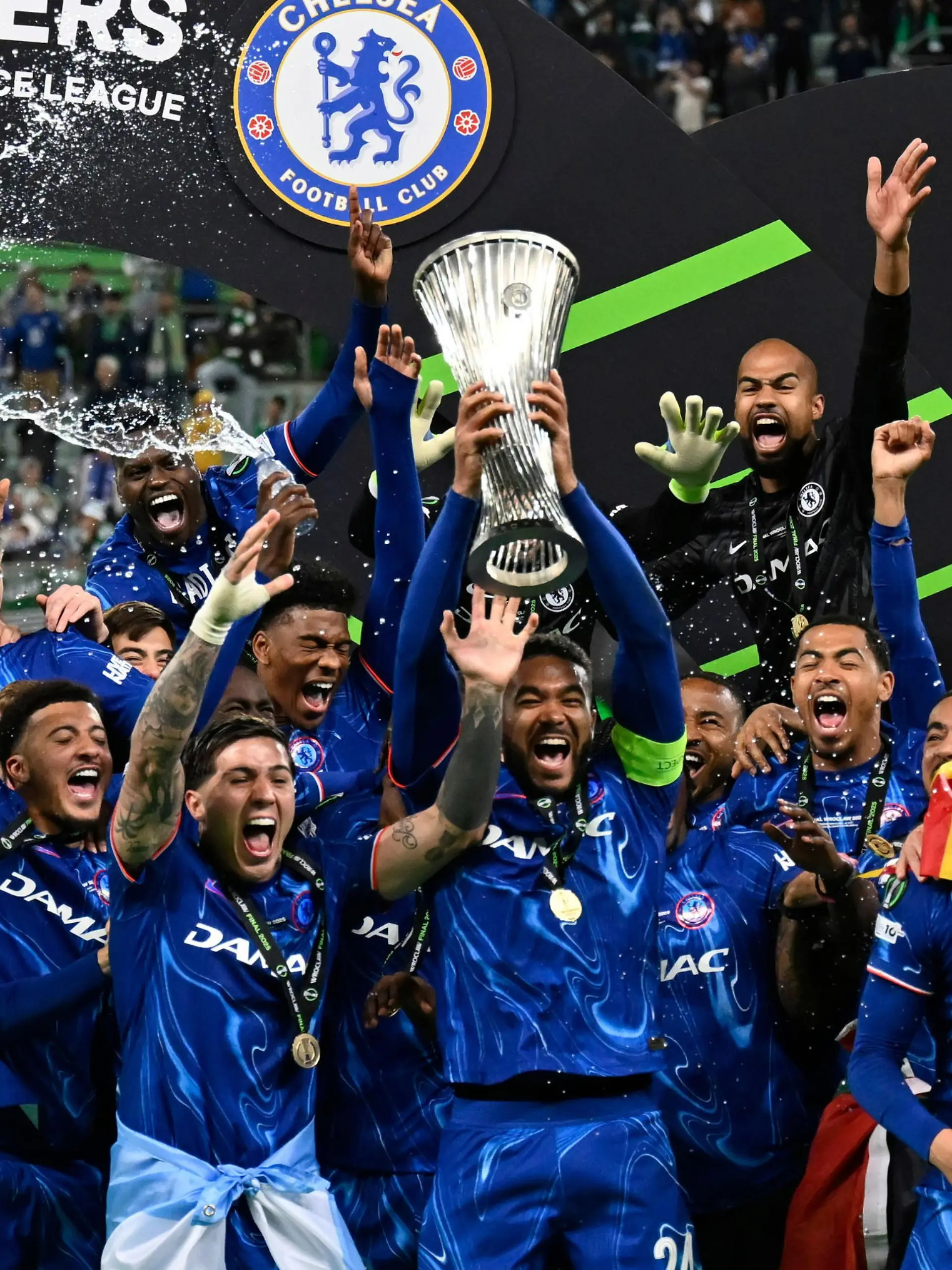 Bild zu: "Blues krönen sich zur Europa-Macht"