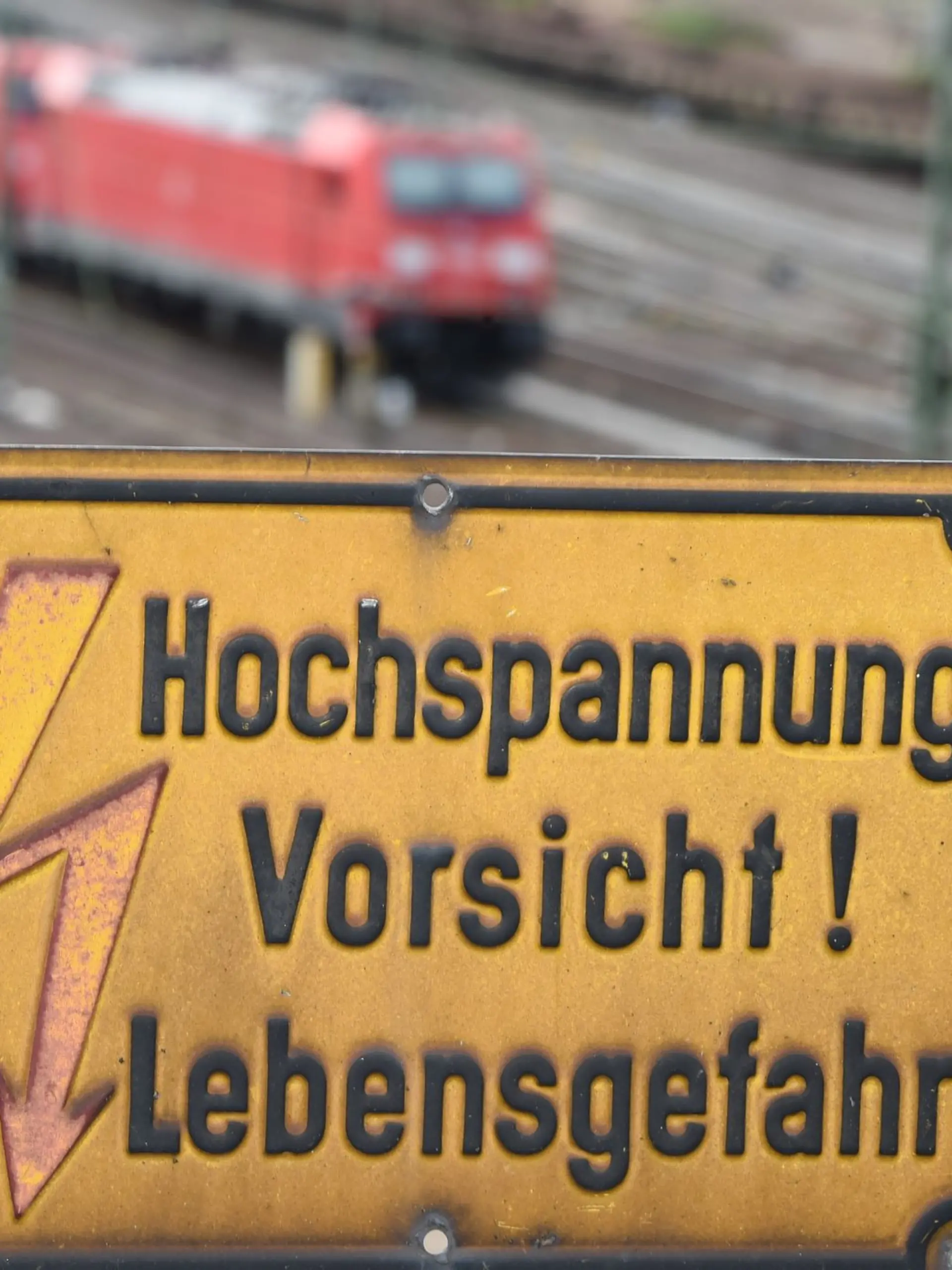 Bild zu: "19-Jähriger erleidet Stromschlag – tot"
