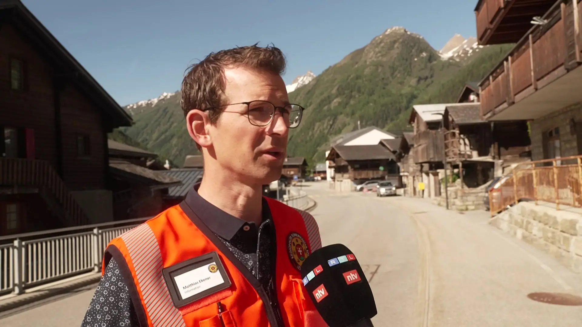 Matthias Ebener, Kommunikationschef des Führungsstabs im Lötschental, hofft auf keine weiteren Evakuierungen.
