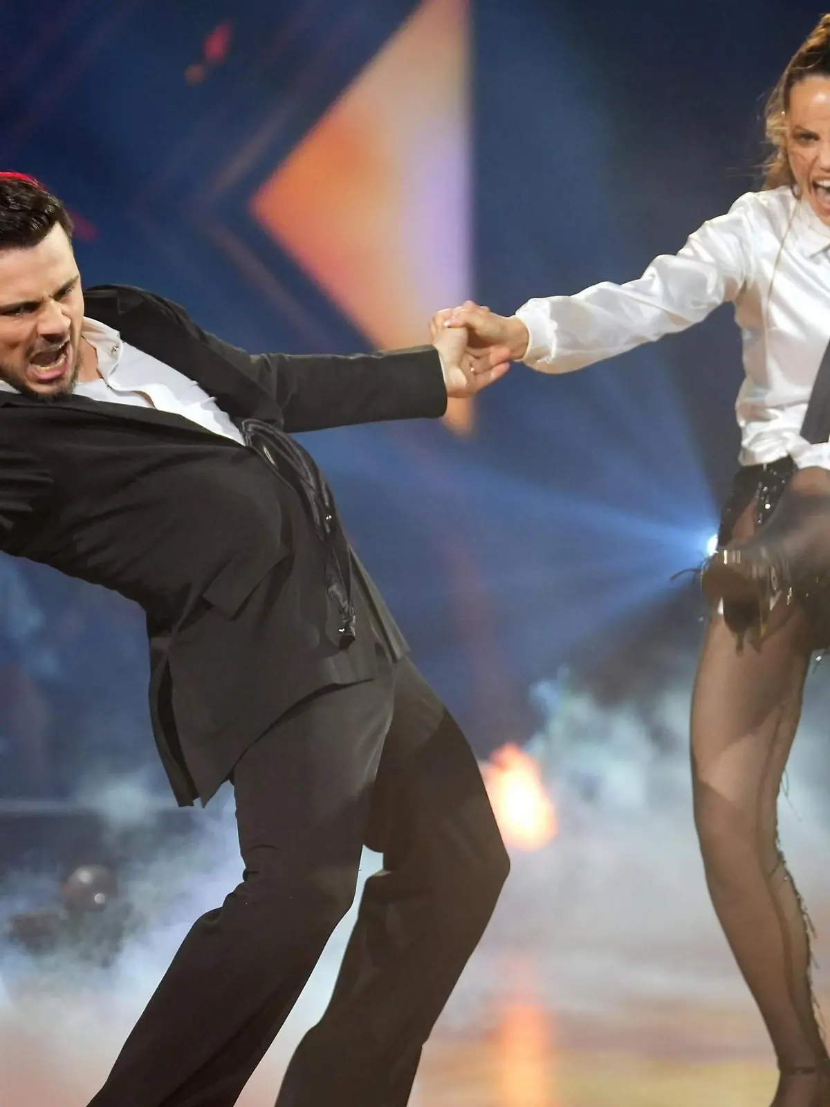 Bild zu: "Christina Hänni tanzt sich mit Sergiu buchstäblich FREI"