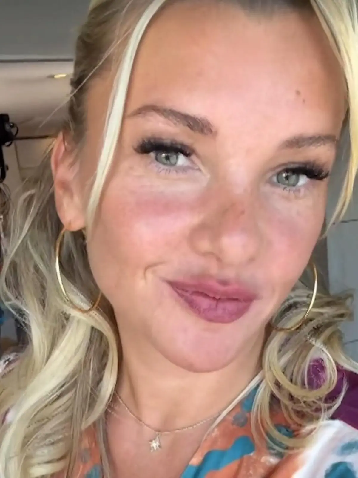 Bild zu: "Evelyn Burdecki heuert auf dem Traumschiff an"