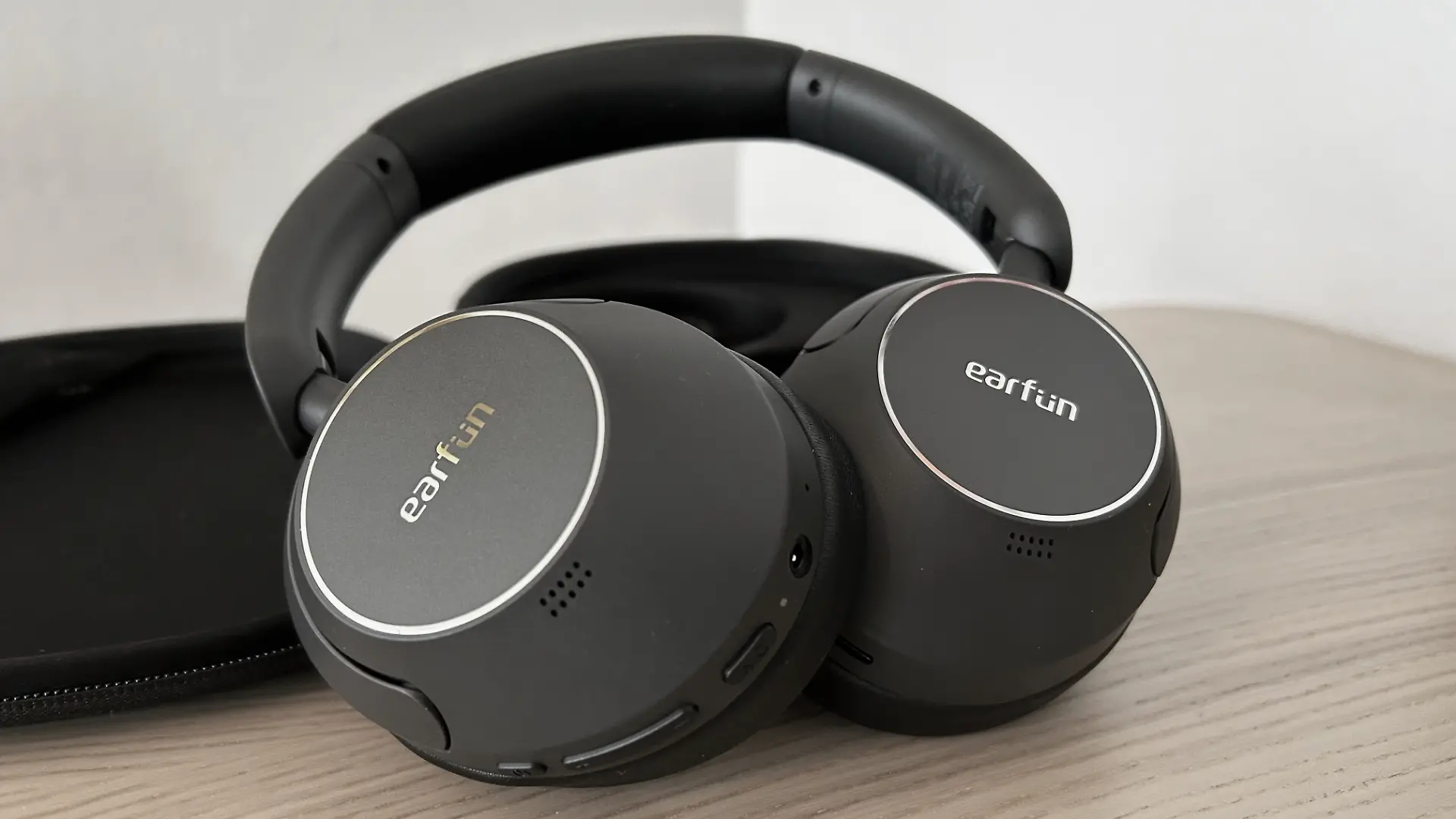 EarFun Wave Pro Over-Ear-Kopfhörer