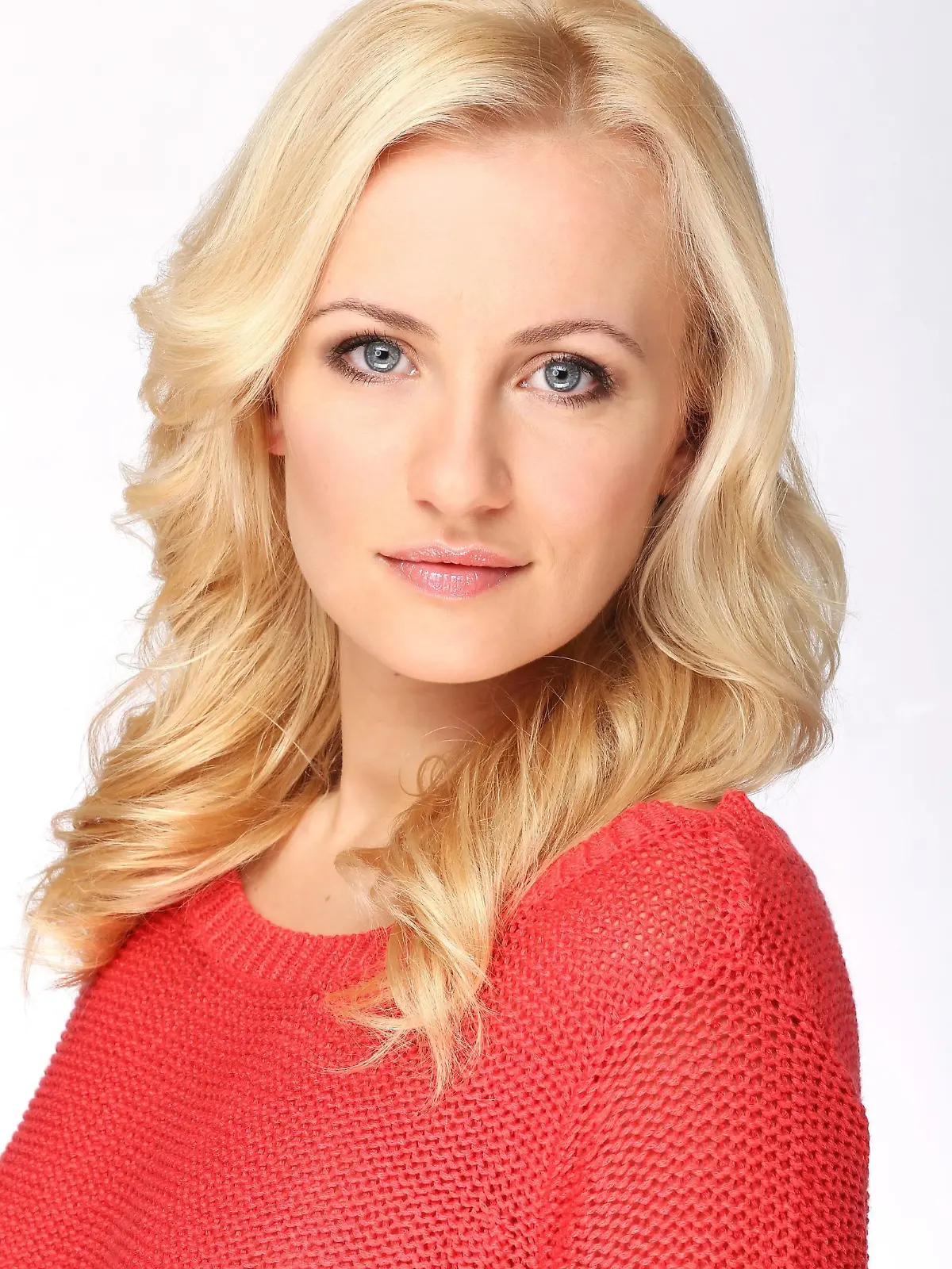 Ania Niedieck spielt Isabelle Reichenbach